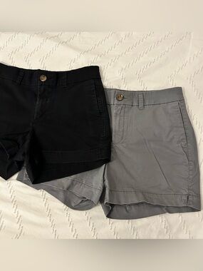 Old Navy Women's Everyday Mid-Rise Short Black Gray Size 0 Inseam 3" and 4.5” X2